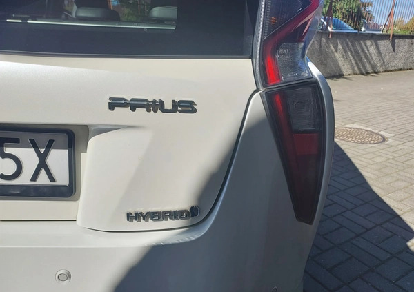 Toyota Prius cena 63000 przebieg: 90000, rok produkcji 2017 z Toruń małe 596
